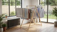 Kde a ako sušiť bielizeň v byte: tipy pre tých, ktorí nemajú sušičku